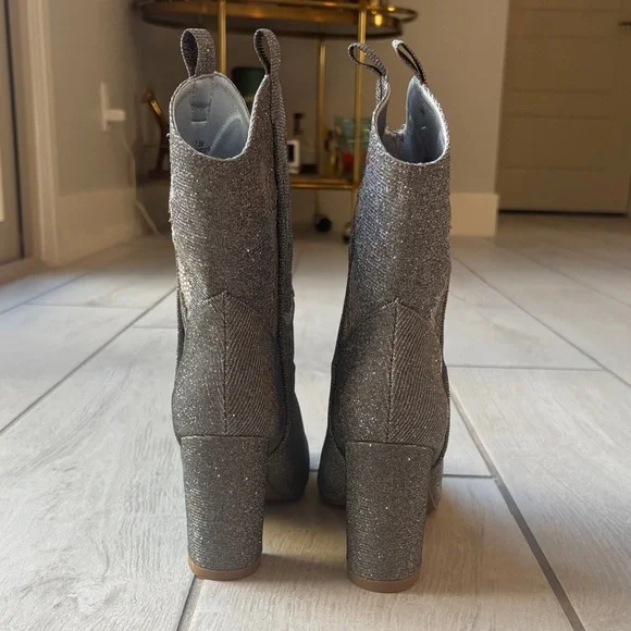 MIA Silver Sparkle Western Boots Size 7.5 NWT - Picture 9 of 15